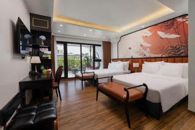 Suite met terras — Alley Garden Hotel & Spa, 200m by Hoan Kiem Lake